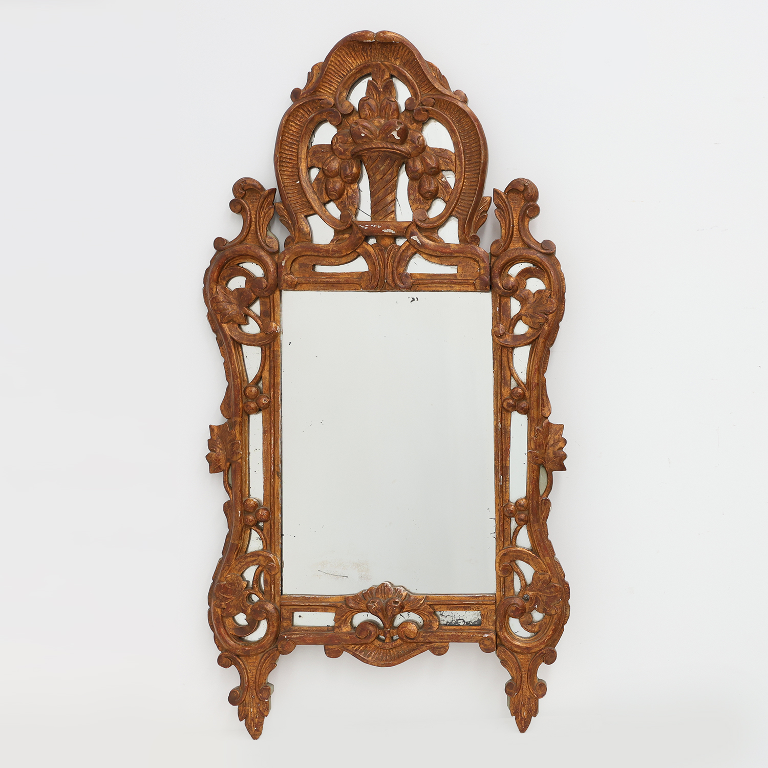 Louis XV style carved giltwood mirror with floral crest, France, 18th century-img